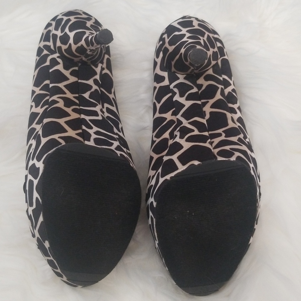 Sexy Animal Print Heels by Michael SZ 6 - Picture 8 of 8